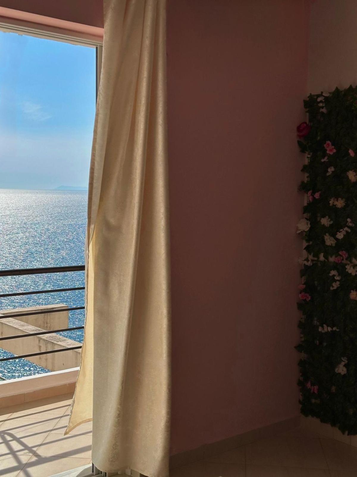 Esmeralda Apartaments Sarandë Buitenkant foto