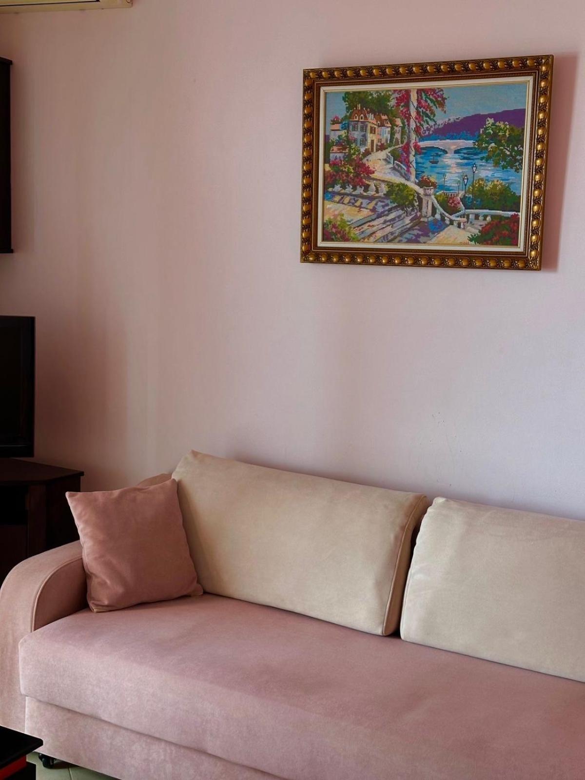 Esmeralda Apartaments Sarandë Buitenkant foto
